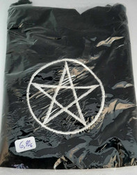 Musta pikkupussi jossa hopeinen Pentagram