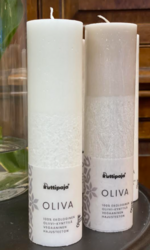 Vegaaninen Oliva-kynttilä 5 x 20cm. Väri:Valkoinen