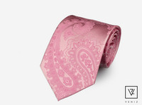 Vaaleanpunainen paisleykuvioitu solmio 90mm