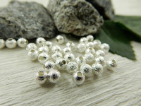 Metallihelmi stardust, 4mm, hopea, 20kpl