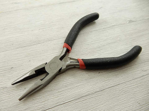Kapeakärkiset korupihdit, 12cm, musta, 1kpl