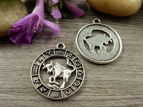 Horoskooppiriipus härkä, 24x21mm, kromi, 1kpl