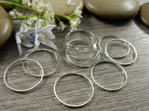 Linkki ympyrä, 14x1mm, umpi, kirkashopea, 10kpl