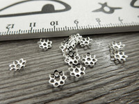 Helmihattu kukka, 6mm, kirkashopea, 50kpl