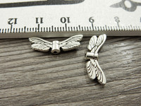 Metallihelmi/ riipus siivet, 20x7mm, kromi, 1kpl