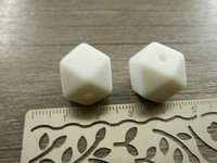 Silikonihelmi hexagon, 14mm, valkoinen, 1kpl