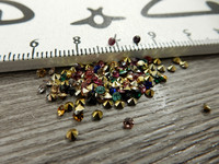 Strassit akryyli, 2mm, mixsetti, 100kpl