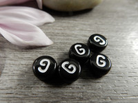 Kirjainhelmi G, 7mm, musta, 1kpl