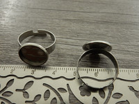 Sormuspohja säädettävä, 12mm, kapussille, rst, 1kpl