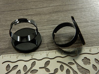 Sormuspohja säädettävä, 20mm kapussille, musta, 1kpl