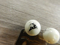 Lasihelmi peura, 10mm, valkoinen, 10kpl
