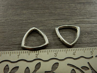 Helmikehys kolmio, 15x15mm, kromi, 1kpl