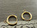 Korvakorurengas lenkillä, 19x17x2.5mm, kulta/rst, 1pari