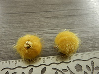 Pom pom riipus, 17x14mm, keltainen/kulta, 1kpl