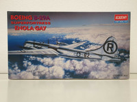 Boeing B-29A Superfortress Enola Gay 1:72 (Academy Hobby Model Kits)