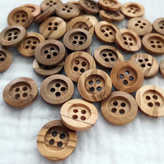 Ø 15mm puinen nappi