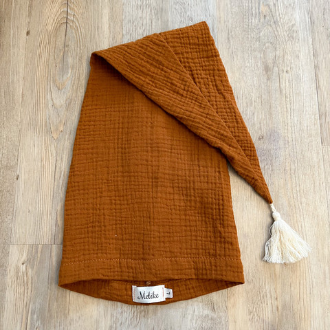 Harso tonttulakki, Cinnamon