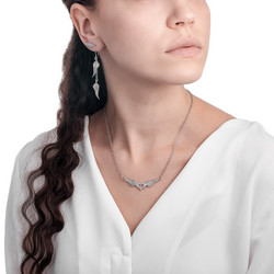 Lumoava Rakkain -korvakoru