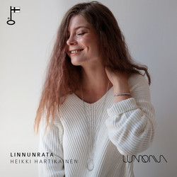 Lumoava Linnunrata -rannekoru