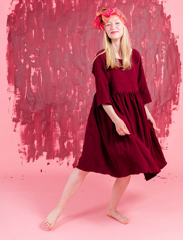 Liisi-Dress embroidered red wine