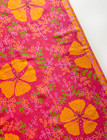 Neilikka-scarf cherry
