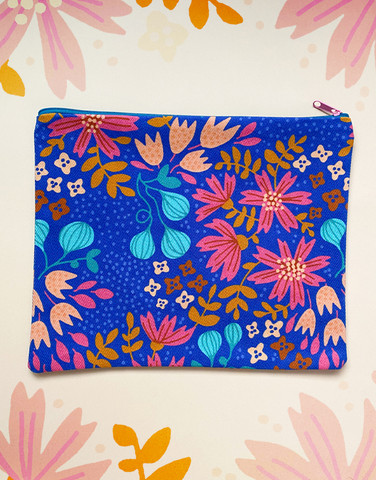 Pouch blue