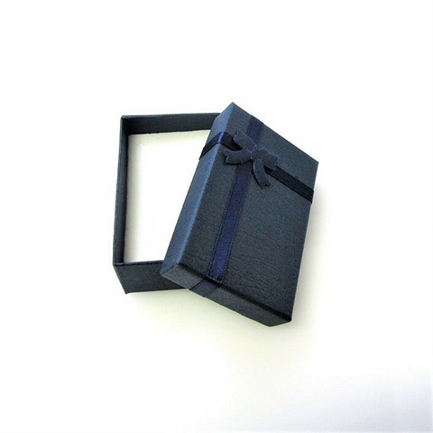 Tummansininen lahjarasia koruille 5 x 8 x 2,5cm