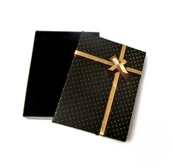 Polka dot lahjarasia koruille Musta/Ruskea/Kulta 12 x 16 x 2,6cm