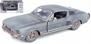 Maisto  OLD FRIENDS DIE CAST 1:24 1967 FORD MUSTANG GT