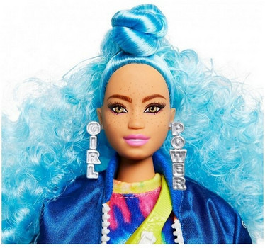 Barbie extra Blue Curly hair nukke