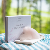 Gua Sha hierontakivi, lievittää jännitystä ja vähentää turvotusta sekä tehostaa ihonhoitotuotteiden imeytymistä - Saaren Taika