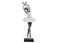 Ballerina hands up