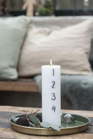 Adventtikynttilä