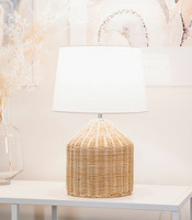 Rattan table lamp