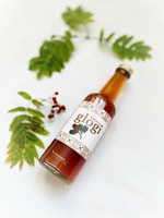 Rowan berry/rhubarb mulled wine