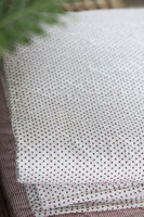 Quilt w/red dots