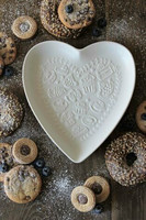 Heart plate white