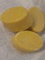 Hohkakivikuorintasaippua jaloille-Lemon