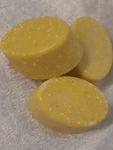 Hohkakivikuorintasaippua jaloille-Lemon