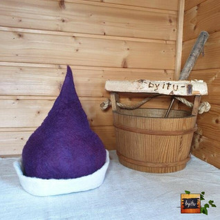 # Satu-saunahattu Isokummun Sauna - Liila amestisti valko- koko M-XS