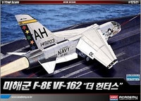 Academy 1/72 USN F-8E VF-162 