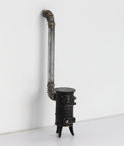 Plus Model 1/35 Small Stove