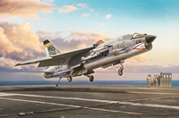 Italeri 1/72 F-8E Crusader
