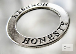 Hopeariipus HONESTY
