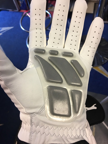 Golf glove with pad for goalies