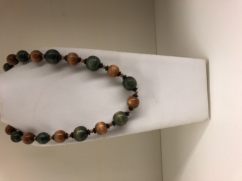 K 48 Old wooden necklace