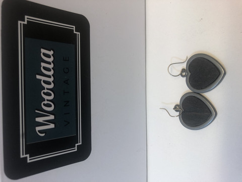 E5 Aarikka Evita Earrings black, bigger