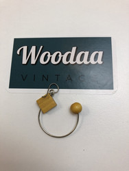 x27 Aarikkas odd earring