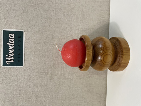 H86 Wooden candlestick