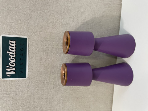 H93 Violetit kynttilänjalat